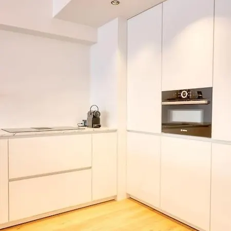 דירה Spacious 2-br Just 30m From The