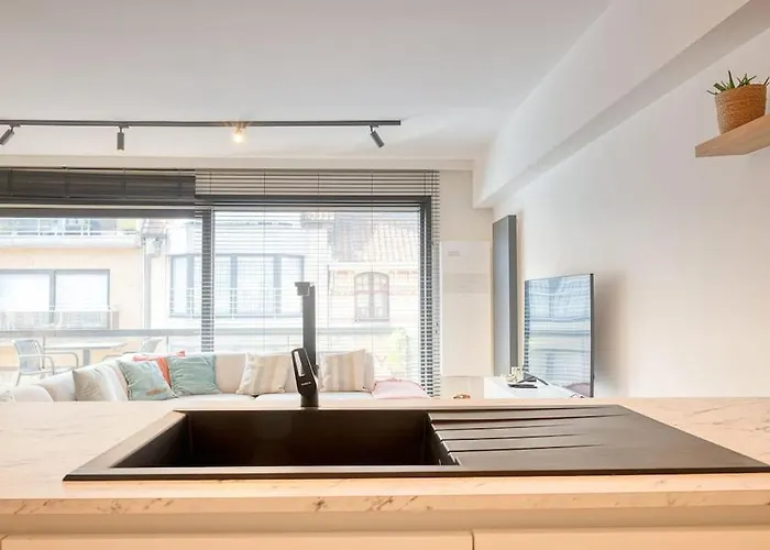 Spacious 2-br Just 30m From The * Knokke-Heist